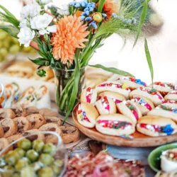 Table gourmande présentation fleurie par Csibon